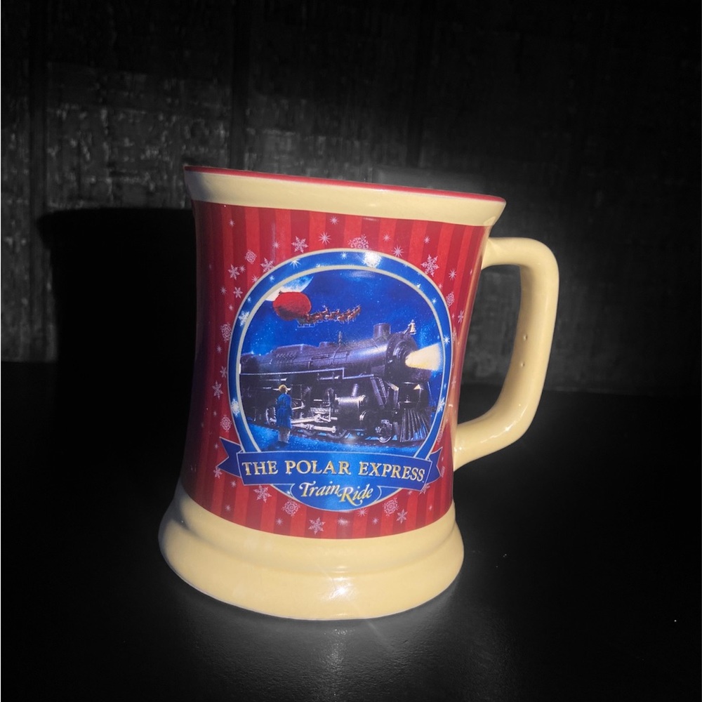 THE POLAR EXPRESS Train Ride - Hot, Hot Chocolate - LARGE 12 oz - MUG